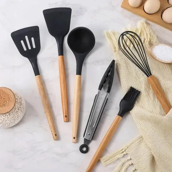 Set 12 Utensilios De Cocina Silicona + Madera Home Supply. Color Negro. Resistente Al Calor, No Raya Las Ollas.